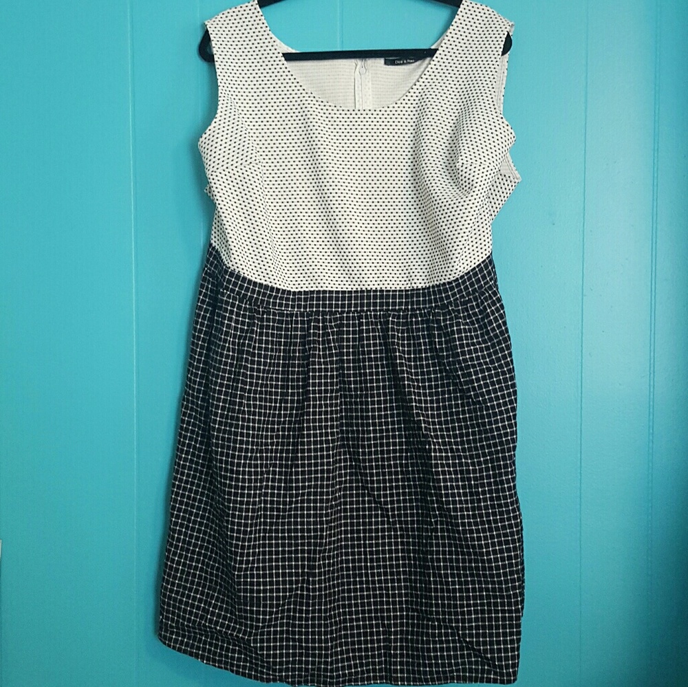 Monochrome midi dress Spring and summer wear